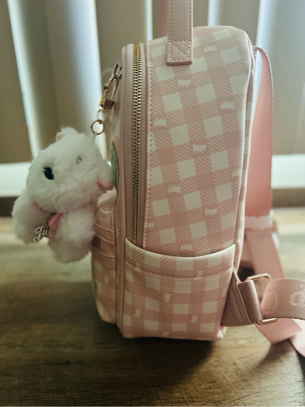 Juicy Couture Study In Style w/scottie Backpack w/ Plush Charm.Pink Clay Color. - Picture 3 of 11
